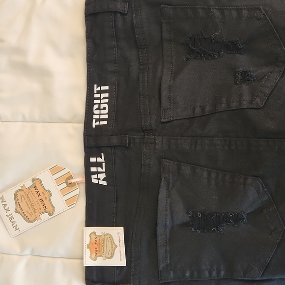 Distressed Mini Skirt - Picture 4 of 4